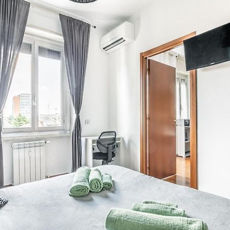 'Tribal House' Sansiro-Rhofiera-Duomo Daire Milano Dış mekan fotoğraf