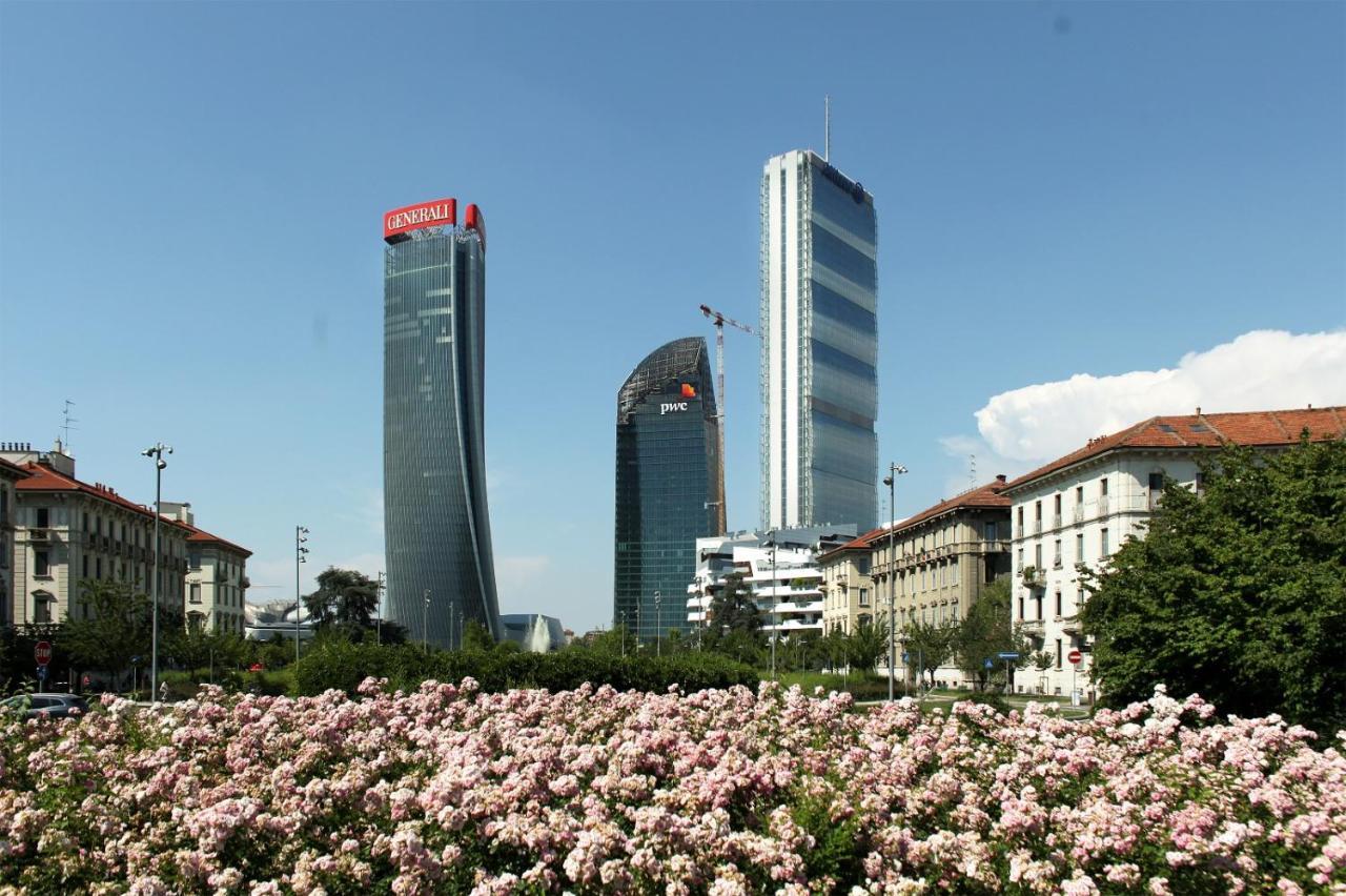 'Tribal House' Sansiro-Rhofiera-Duomo Daire Milano Dış mekan fotoğraf